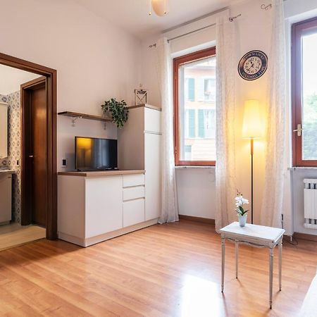 Casa Blu Flexyrent Apartment Wifi - No Ac Milano Eksteriør billede
