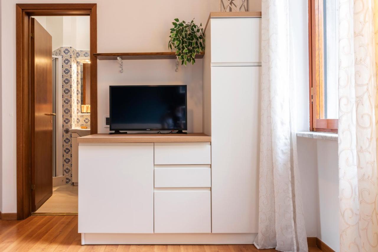 Casa Blu Flexyrent Apartment Wifi - No Ac Milano Eksteriør billede
